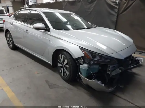1N4BL4EV0NN392179 2022 NISSAN ALTIMA - Image 1