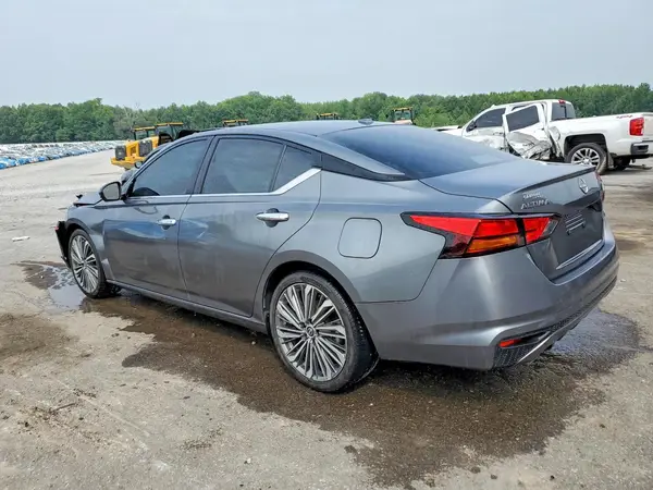 1N4BL4EV0PN367169 2023 NISSAN ALTIMA - Image 2