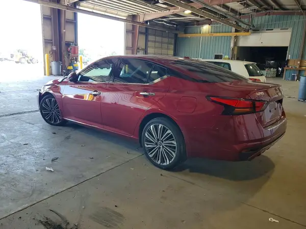 1N4BL4EV0PN413583 2023 NISSAN ALTIMA - Image 2