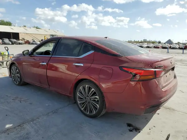 1N4BL4EV0RN348639 2024 NISSAN ALTIMA - Image 2