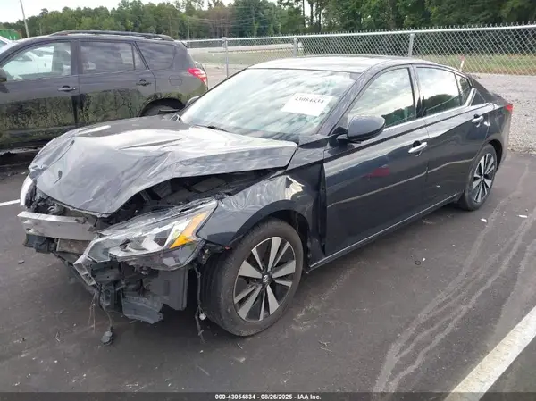 1N4BL4EV1KC194038 2019 NISSAN ALTIMA - Image 2