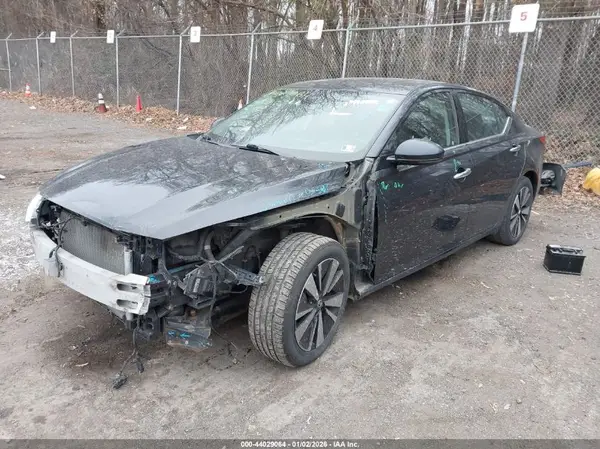 1N4BL4EV1KC236143 2019 NISSAN ALTIMA - Image 2