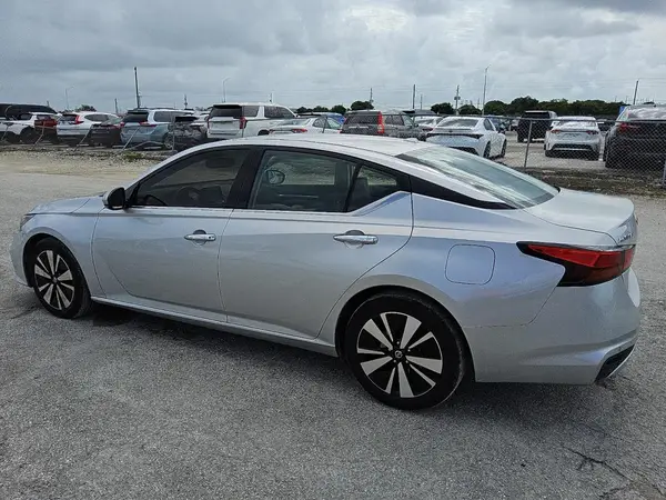 1N4BL4EV1KC256683 2019 NISSAN ALTIMA - Image 2