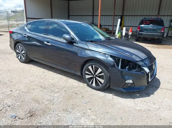 1N4BL4EV1LC141566 2020 NISSAN ALTIMA - Image 1