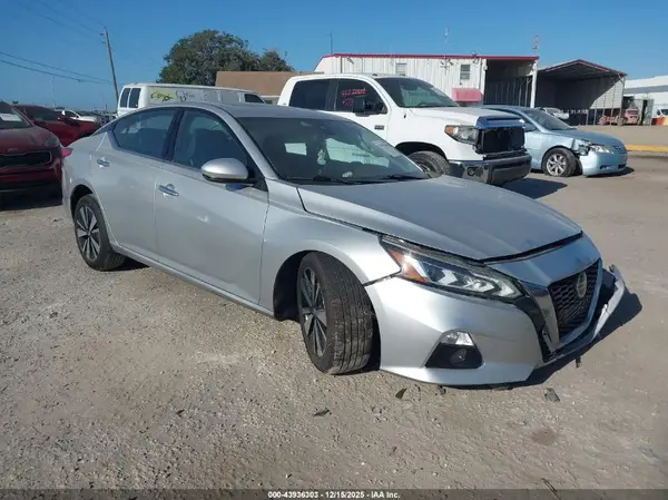 1N4BL4EV1LC157671 2020 NISSAN ALTIMA - Image 1