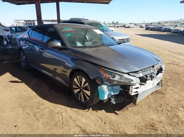 1N4BL4EV1LC158447 2020 NISSAN ALTIMA - Image 1