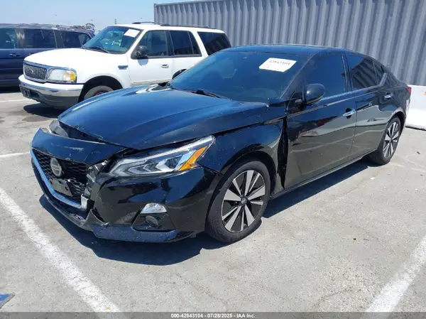 1N4BL4EV1LC164667 2020 NISSAN ALTIMA - Image 2