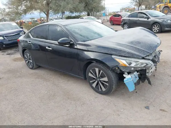 1N4BL4EV1LC218825 2020 NISSAN ALTIMA - Image 1