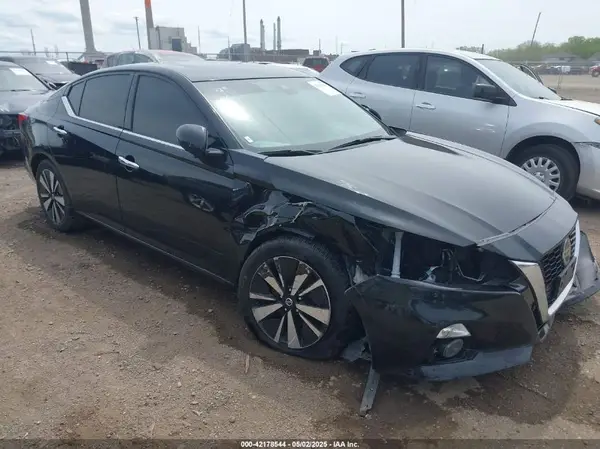 1N4BL4EV1LC229811 2020 NISSAN ALTIMA - Image 1