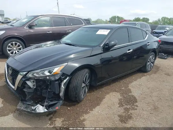 1N4BL4EV1LC229811 2020 NISSAN ALTIMA - Image 2
