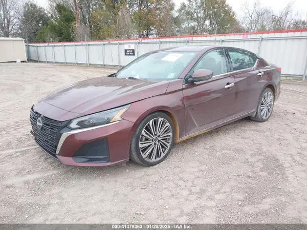 1N4BL4EV1PN322676 2023 NISSAN ALTIMA - Image 2