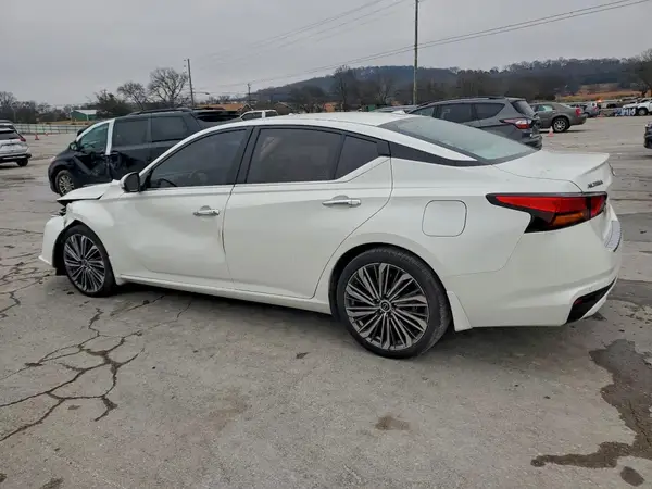 1N4BL4EV1PN400566 2023 NISSAN ALTIMA - Image 2