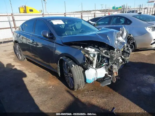 1N4BL4EV1RN335172 2024 NISSAN ALTIMA - Image 1