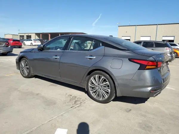 1N4BL4EV1SN303313 2025 NISSAN ALTIMA - Image 2