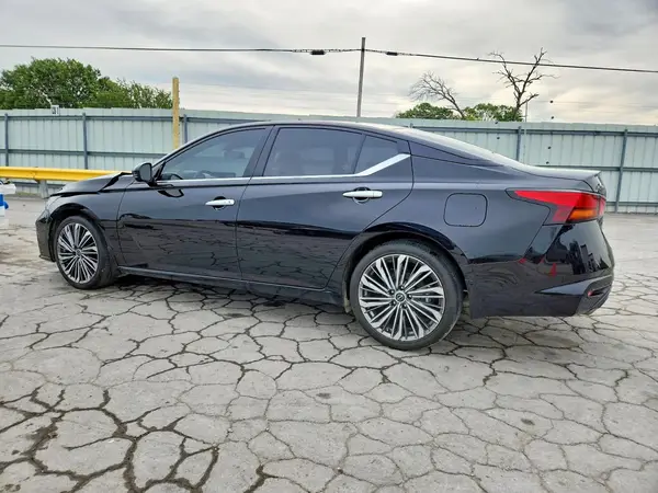 1N4BL4EV1SN305675 2025 NISSAN ALTIMA - Image 2