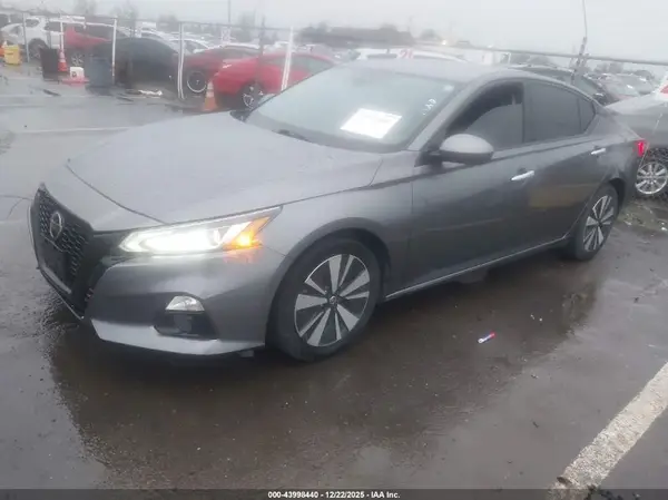 1N4BL4EV2KC159993 2019 NISSAN ALTIMA - Image 2