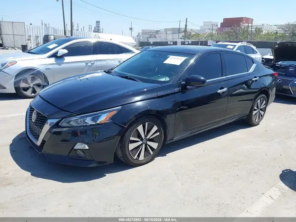 1N4BL4EV2KC172307 2019 NISSAN ALTIMA - Image 2