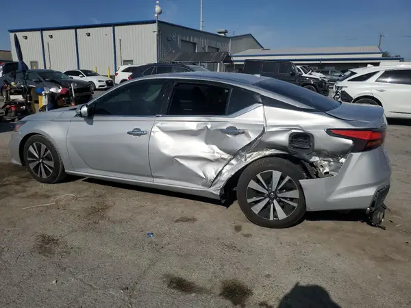 1N4BL4EV2KC201837 2019 NISSAN ALTIMA - Image 2