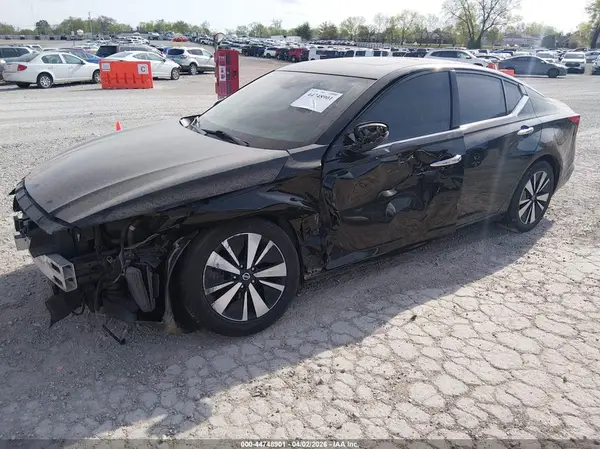 1N4BL4EV2KC215463 2019 NISSAN ALTIMA - Image 2