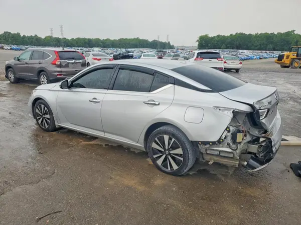 1N4BL4EV2KC215754 2019 NISSAN ALTIMA - Image 2