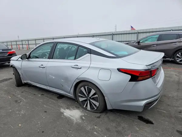 1N4BL4EV2KC232375 2019 NISSAN ALTIMA - Image 2
