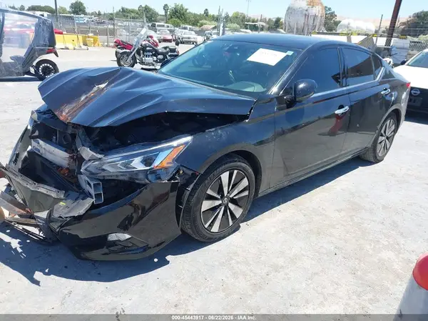 1N4BL4EV2KC240637 2019 NISSAN ALTIMA - Image 2