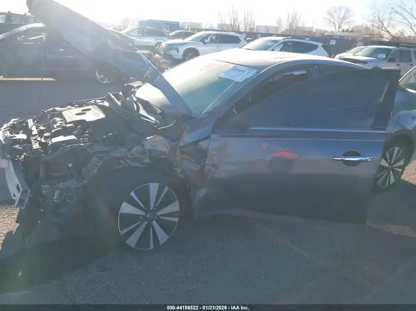 1N4BL4EV2KC254294 2019 NISSAN ALTIMA - Image 2