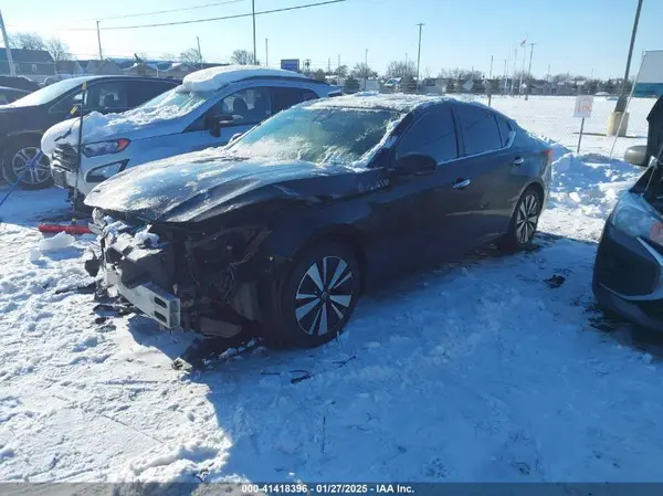 1N4BL4EV2KC255705 2019 NISSAN ALTIMA - Image 2