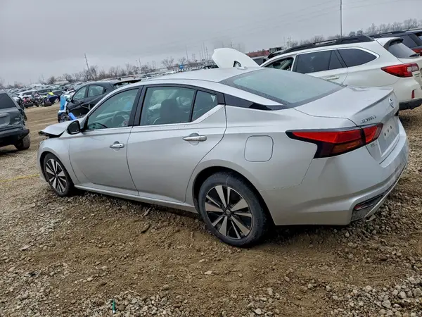 1N4BL4EV2KC256935 2019 NISSAN ALTIMA - Image 2