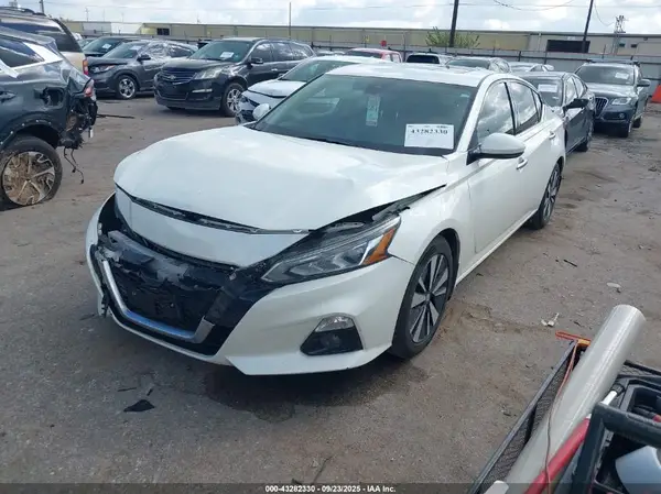 1N4BL4EV2LC123304 2020 NISSAN ALTIMA - Image 2
