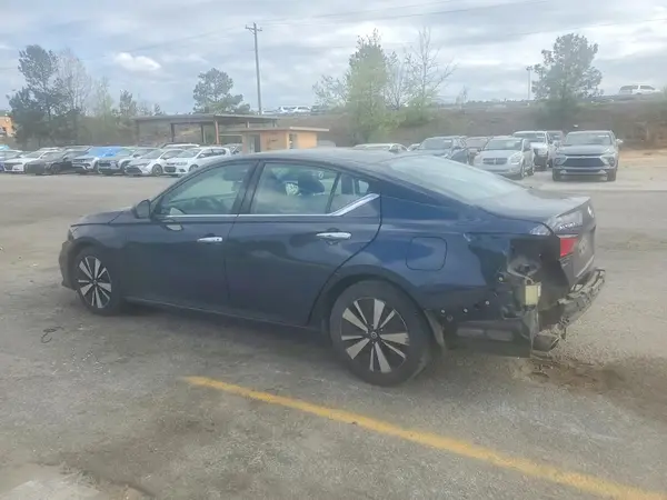1N4BL4EV2LC136070 2020 NISSAN ALTIMA - Image 2