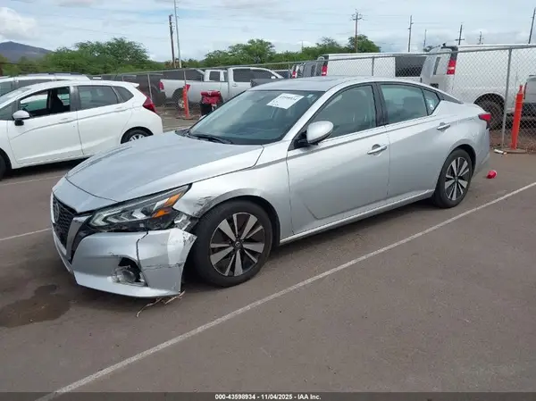 1N4BL4EV2LC164418 2020 NISSAN ALTIMA - Image 2
