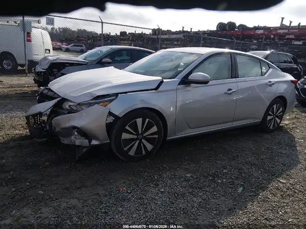 1N4BL4EV2LC193773 2020 NISSAN ALTIMA - Image 2
