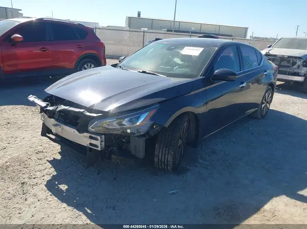 1N4BL4EV2LC273008 2020 NISSAN ALTIMA - Image 2