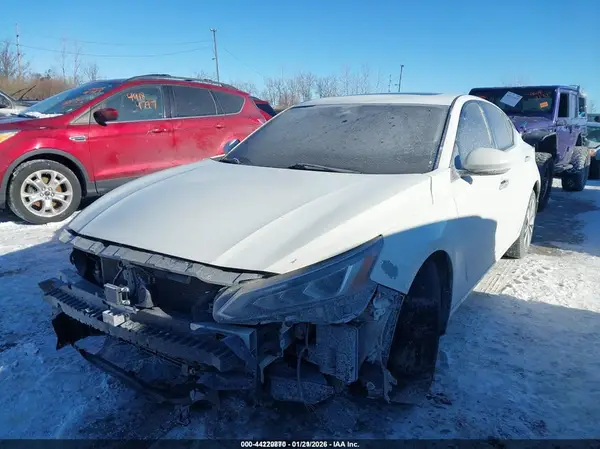 1N4BL4EV2MN304635 2021 NISSAN ALTIMA - Image 2
