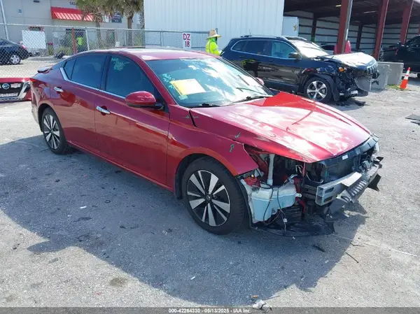 1N4BL4EV2MN327493 2021 NISSAN ALTIMA - Image 1