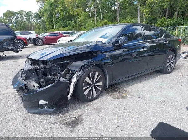 1N4BL4EV2MN329101 2021 NISSAN ALTIMA - Image 2