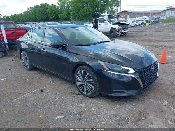 1N4BL4EV2PN303425 2023 NISSAN ALTIMA - Image 1