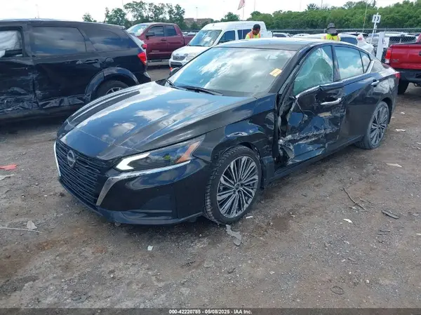 1N4BL4EV2PN303425 2023 NISSAN ALTIMA - Image 2