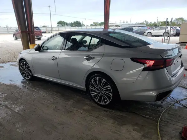 1N4BL4EV2PN360224 2023 NISSAN ALTIMA - Image 2