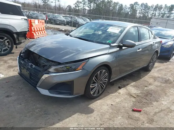 1N4BL4EV2PN363771 2023 NISSAN ALTIMA - Image 2