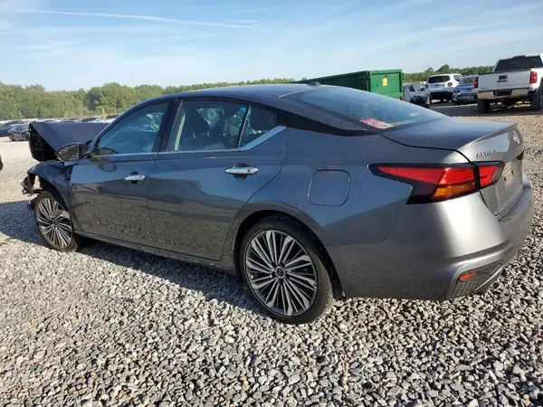 1N4BL4EV2PN365424 2023 NISSAN ALTIMA - Image 2