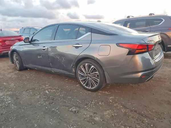 1N4BL4EV2PN380344 2023 NISSAN ALTIMA - Image 2