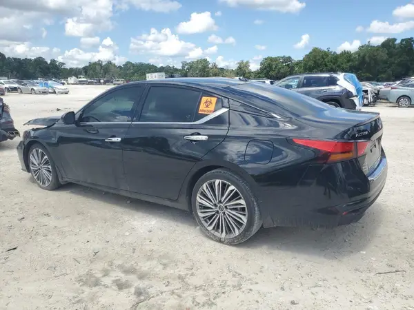 1N4BL4EV2PN415982 2023 NISSAN ALTIMA - Image 2