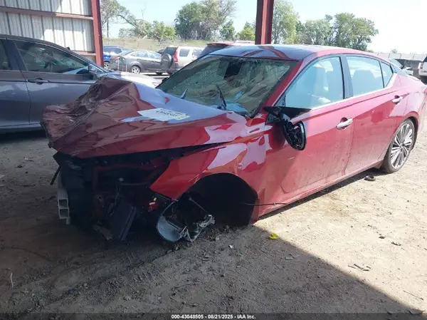 1N4BL4EV2RN302195 2024 NISSAN ALTIMA - Image 2