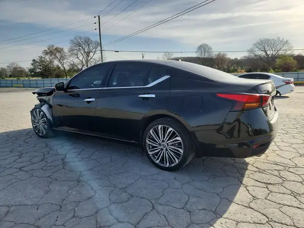 1N4BL4EV2RN407710 2024 NISSAN ALTIMA - Image 2