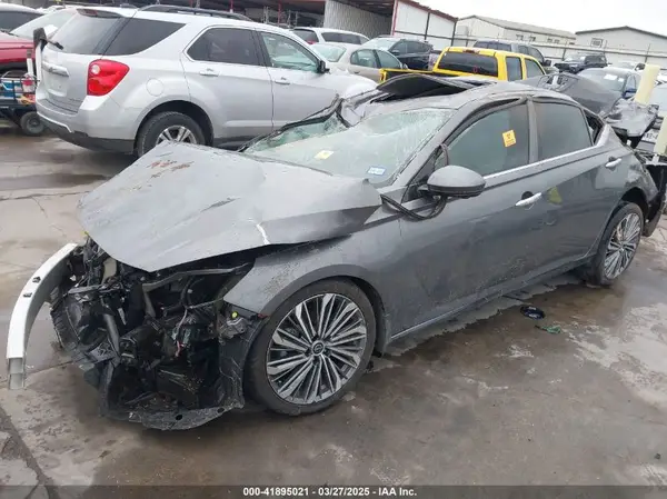 1N4BL4EV2RN420313 2024 NISSAN ALTIMA - Image 2