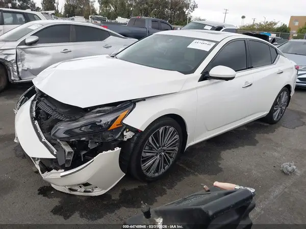 1N4BL4EV2SN330889 2025 NISSAN ALTIMA - Image 2
