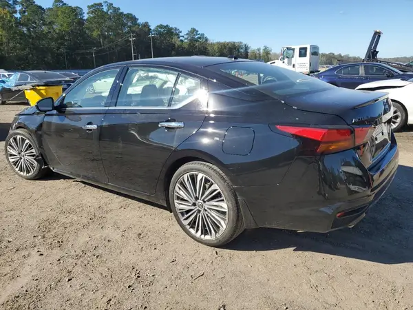 1N4BL4EV2SN411293 2025 NISSAN ALTIMA - Image 2