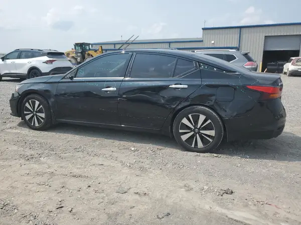 1N4BL4EV3KC104873 2019 NISSAN ALTIMA - Image 2